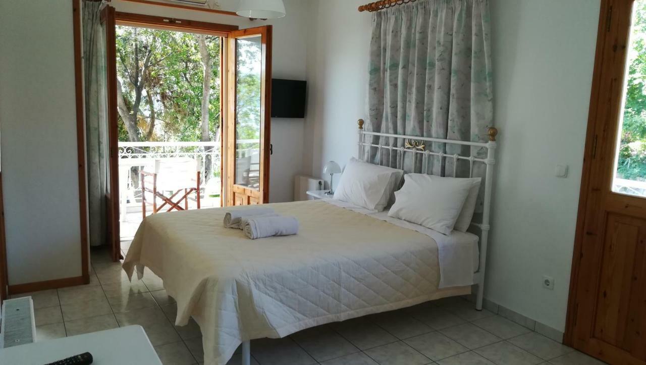 Tzeni Villa Lygia  Buitenkant foto